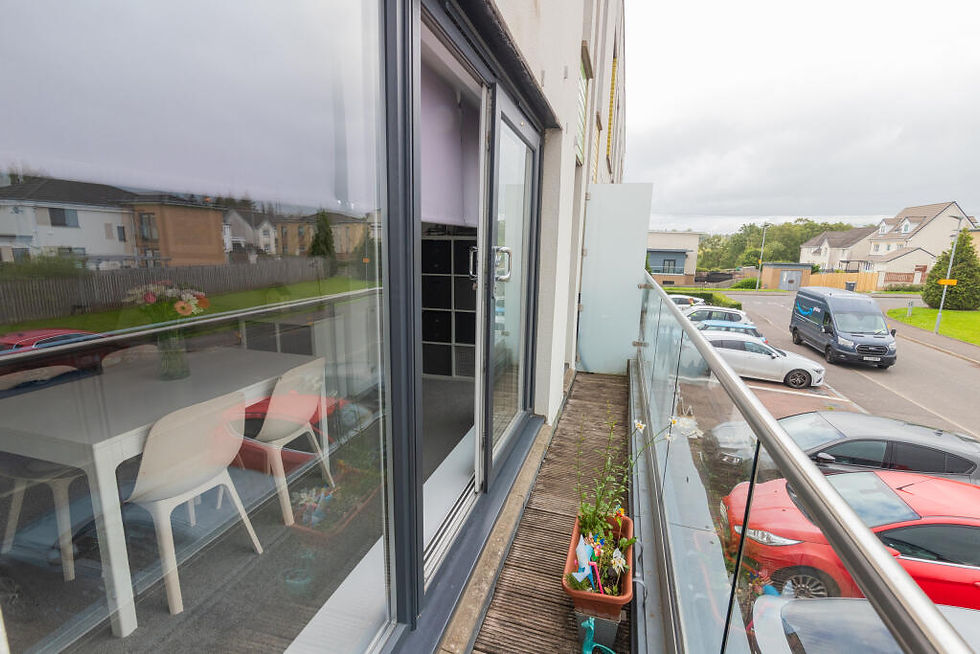 Thumbnail: James McKechnie Avenue, Paisley, Renfrewshire