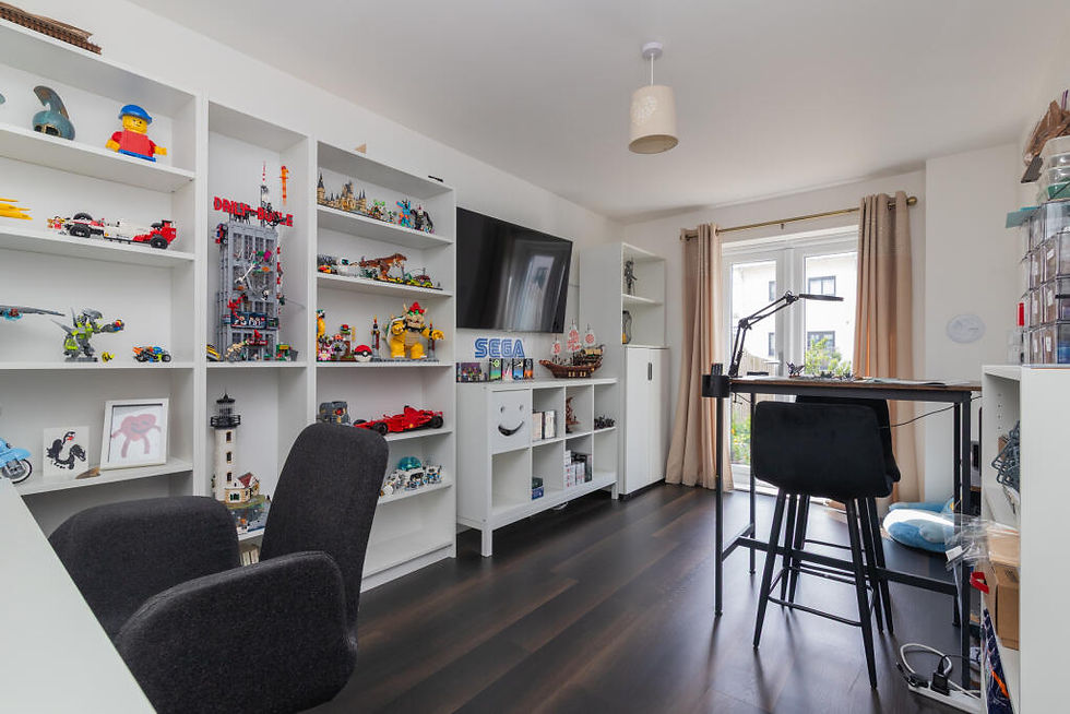 Thumbnail: James McKechnie Avenue, Paisley, Renfrewshire