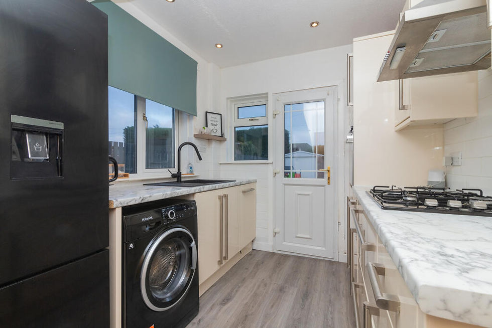 Thumbnail: Gleniffer Road, Renfrew