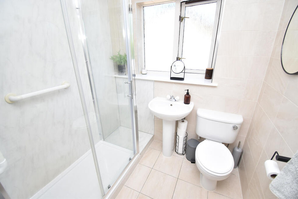 Thumbnail: The Moorings, Paisley, Renfrewshire