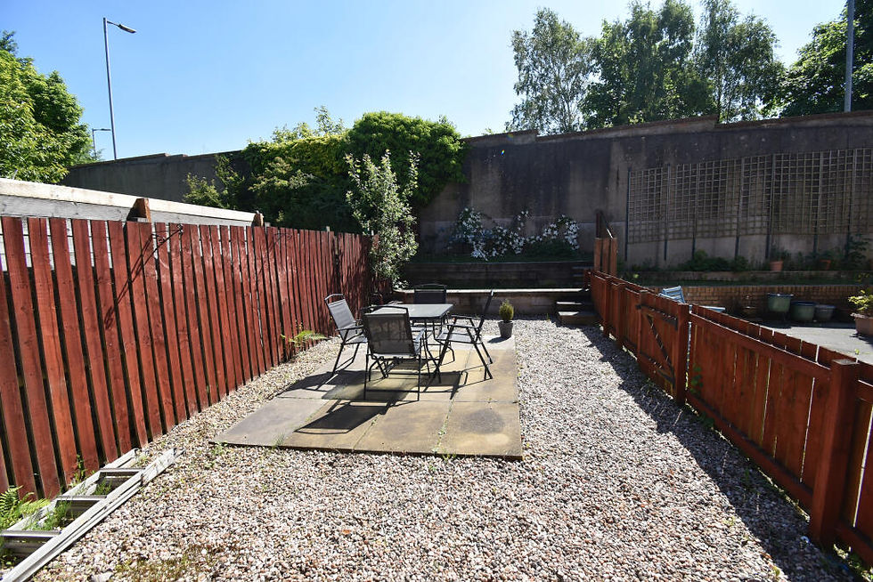 Thumbnail: The Moorings, Paisley, Renfrewshire