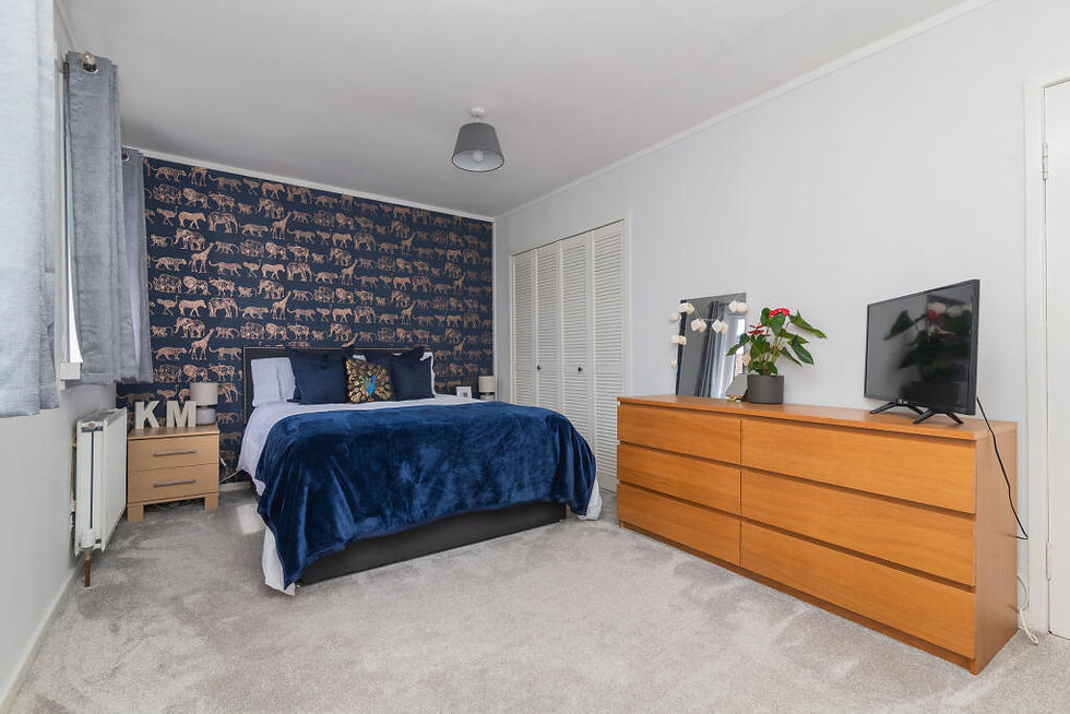 Thumbnail: Lothian Crescent, Paisley,
