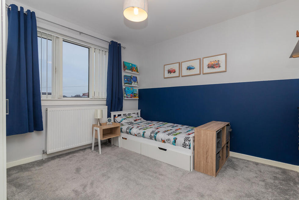 Thumbnail: Gleniffer Road, Renfrew