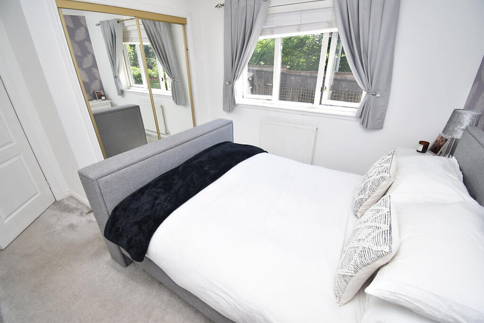 Thumbnail: The Moorings, Paisley, Renfrewshire