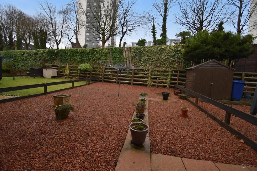 Thumbnail: Castle Gait, Paisley