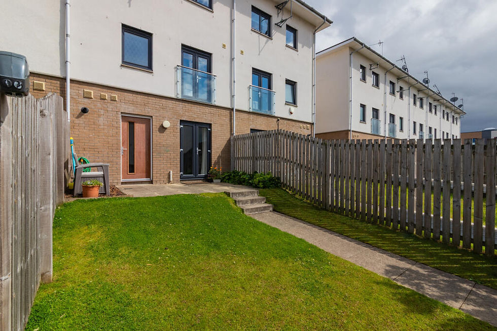Thumbnail: James McKechnie Avenue, Paisley, Renfrewshire