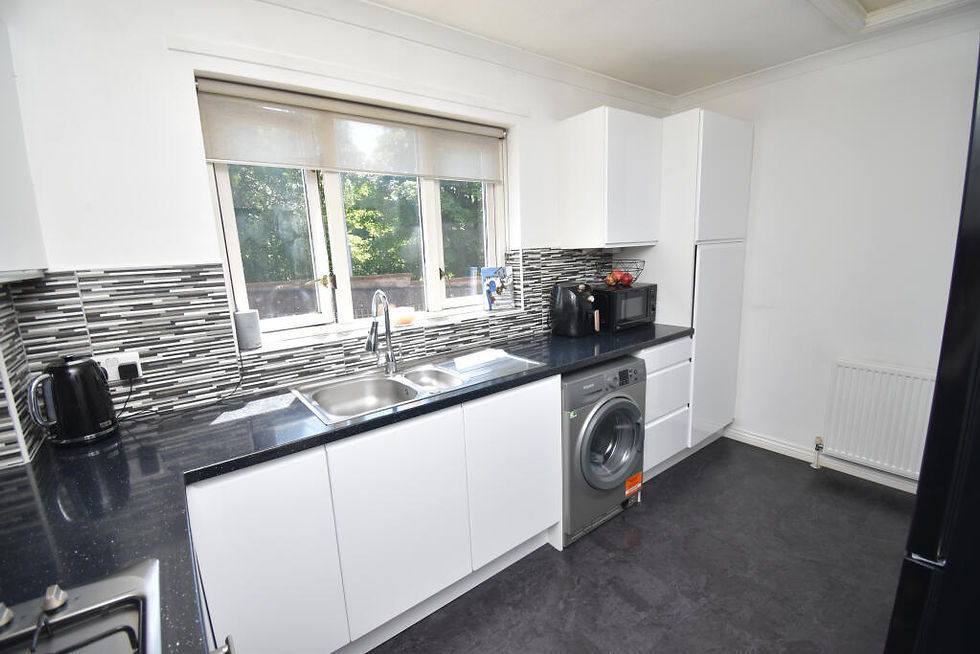 Thumbnail: The Moorings, Paisley, Renfrewshire