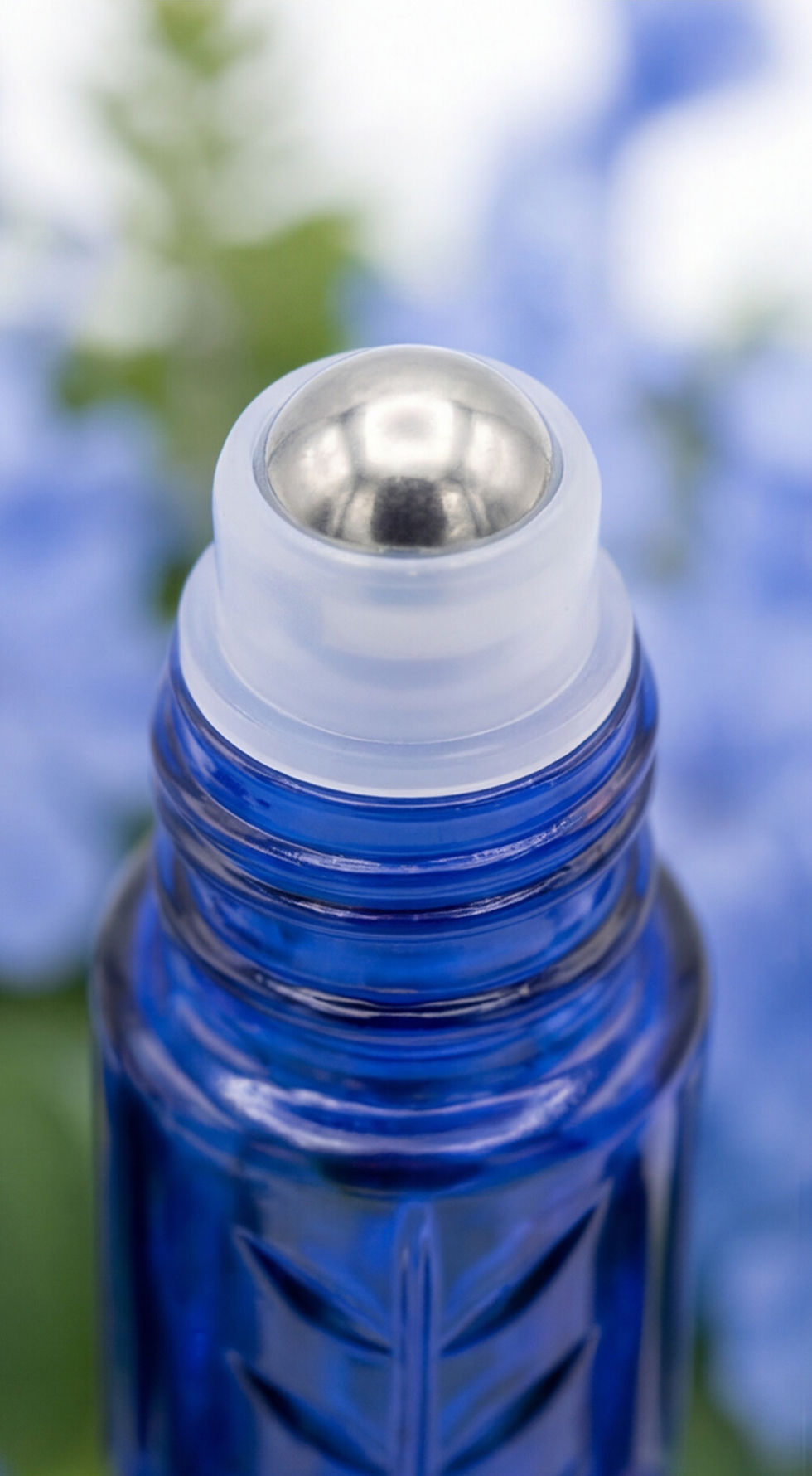 Miniature : Zoom sur l'applicateur à bille pour huiles essentielles