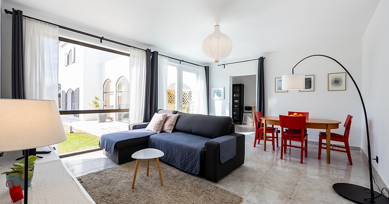 Yucca Garden Lodge Living Room