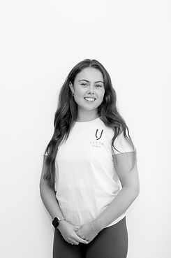 Holly-2.jpg