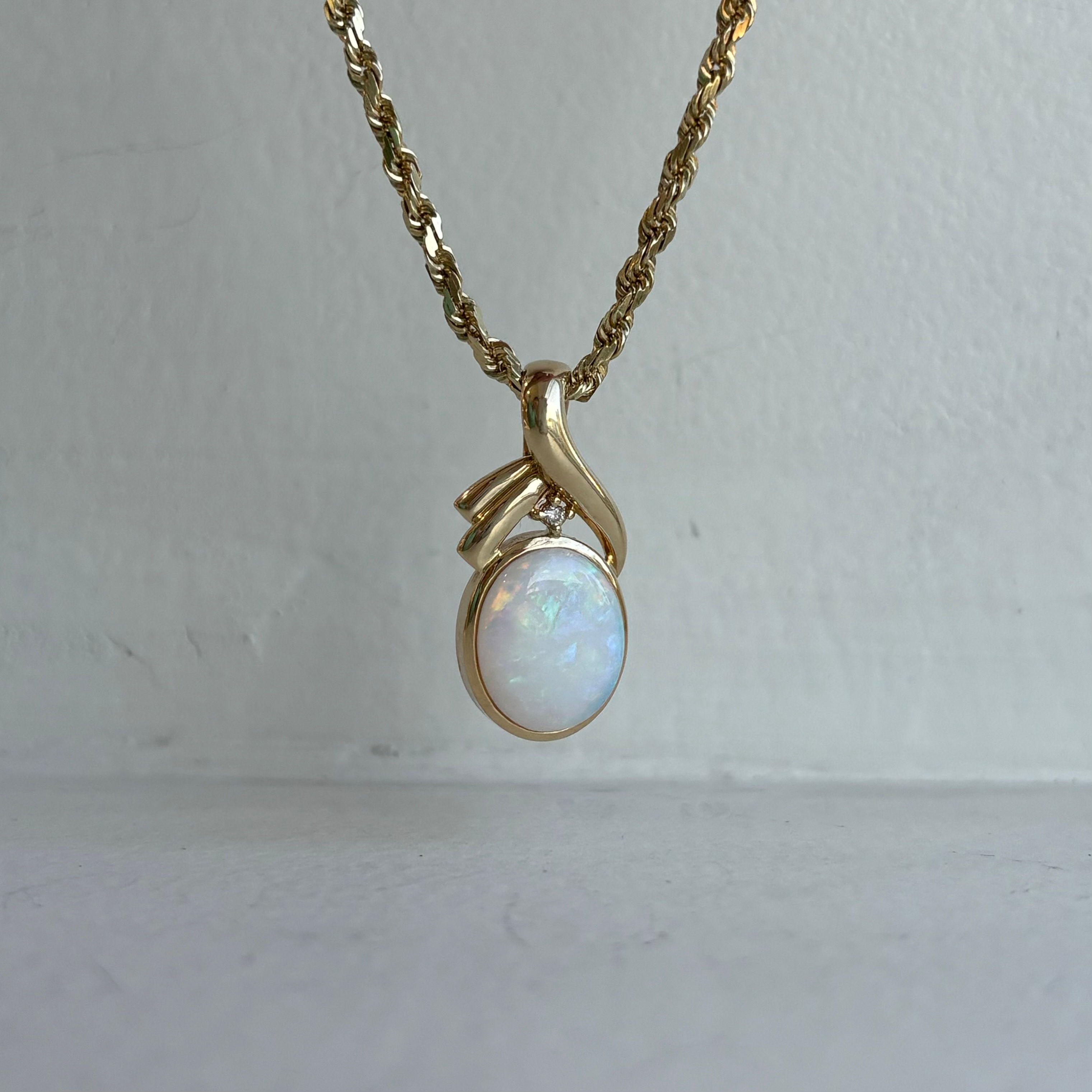 14K OPAL SWIRL PENDANT