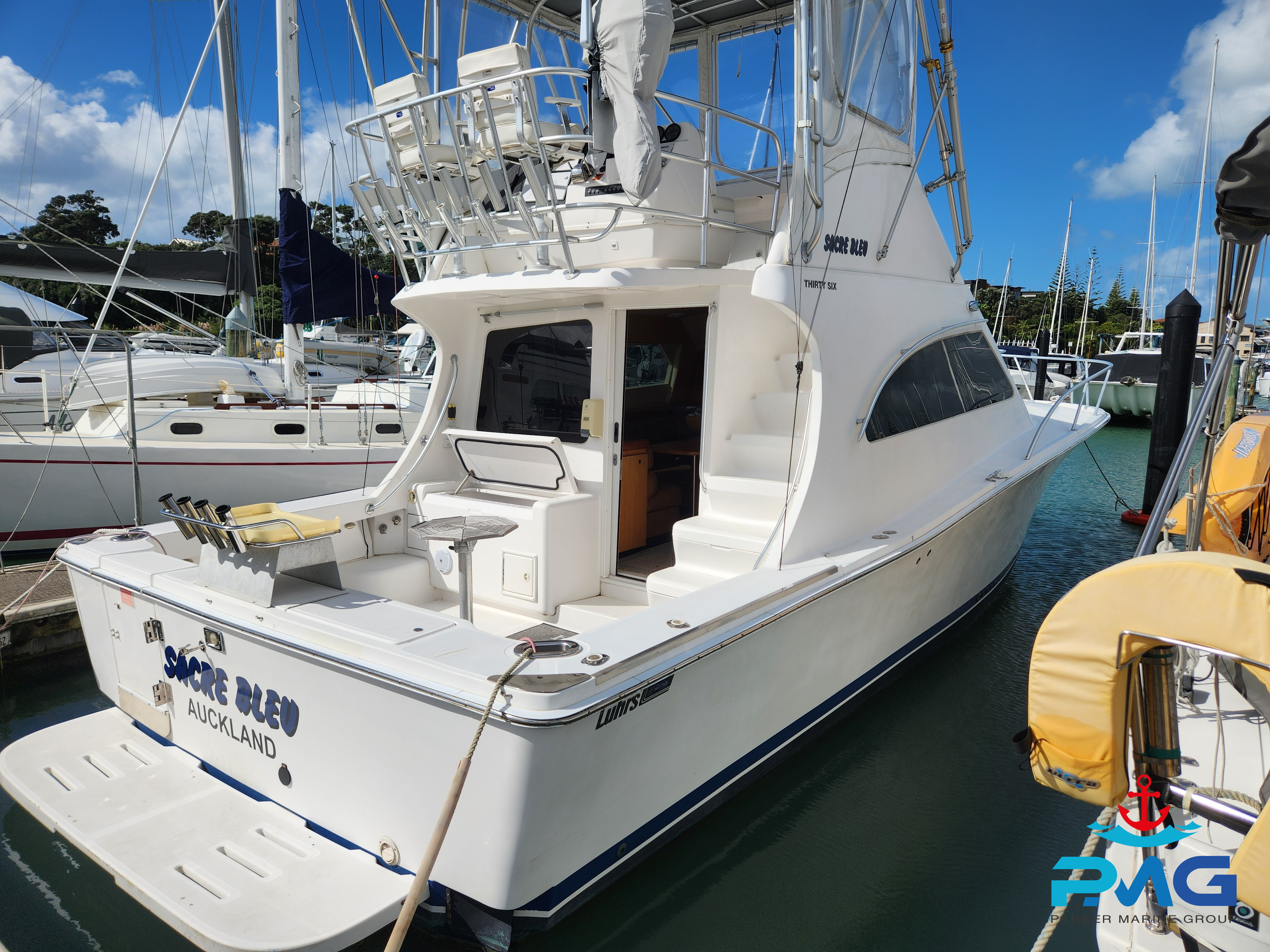 2005 Luhrs 36 Convertible