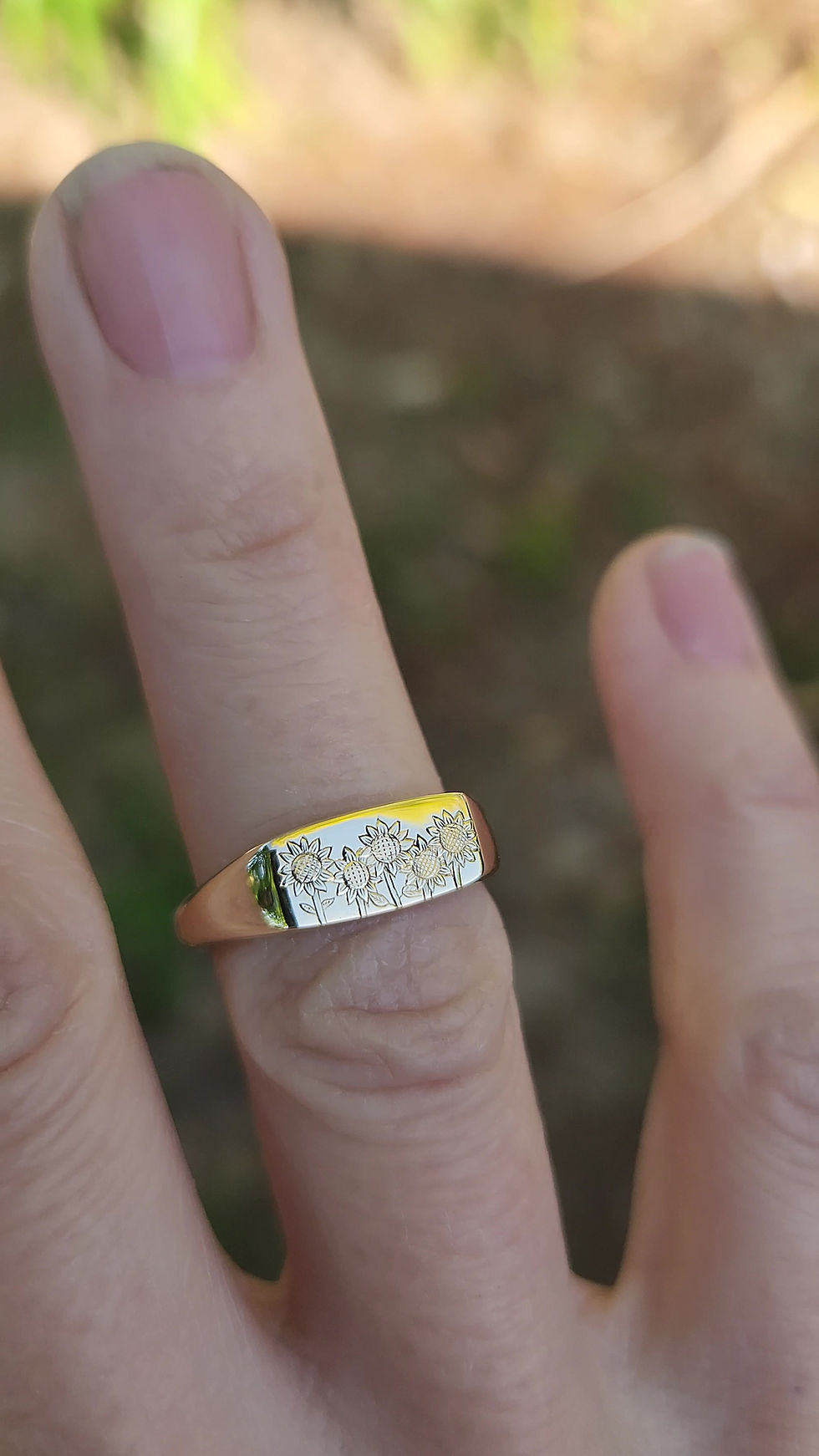 Thumbnail: Hand Engraved Sunflower Ring