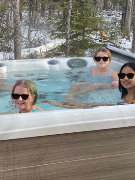 hot tub in winter