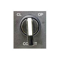 Collet Open/Close switch assembly | Richlin Machinery 1