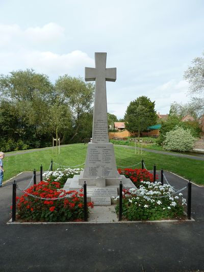 warmemorialollerton.jpeg