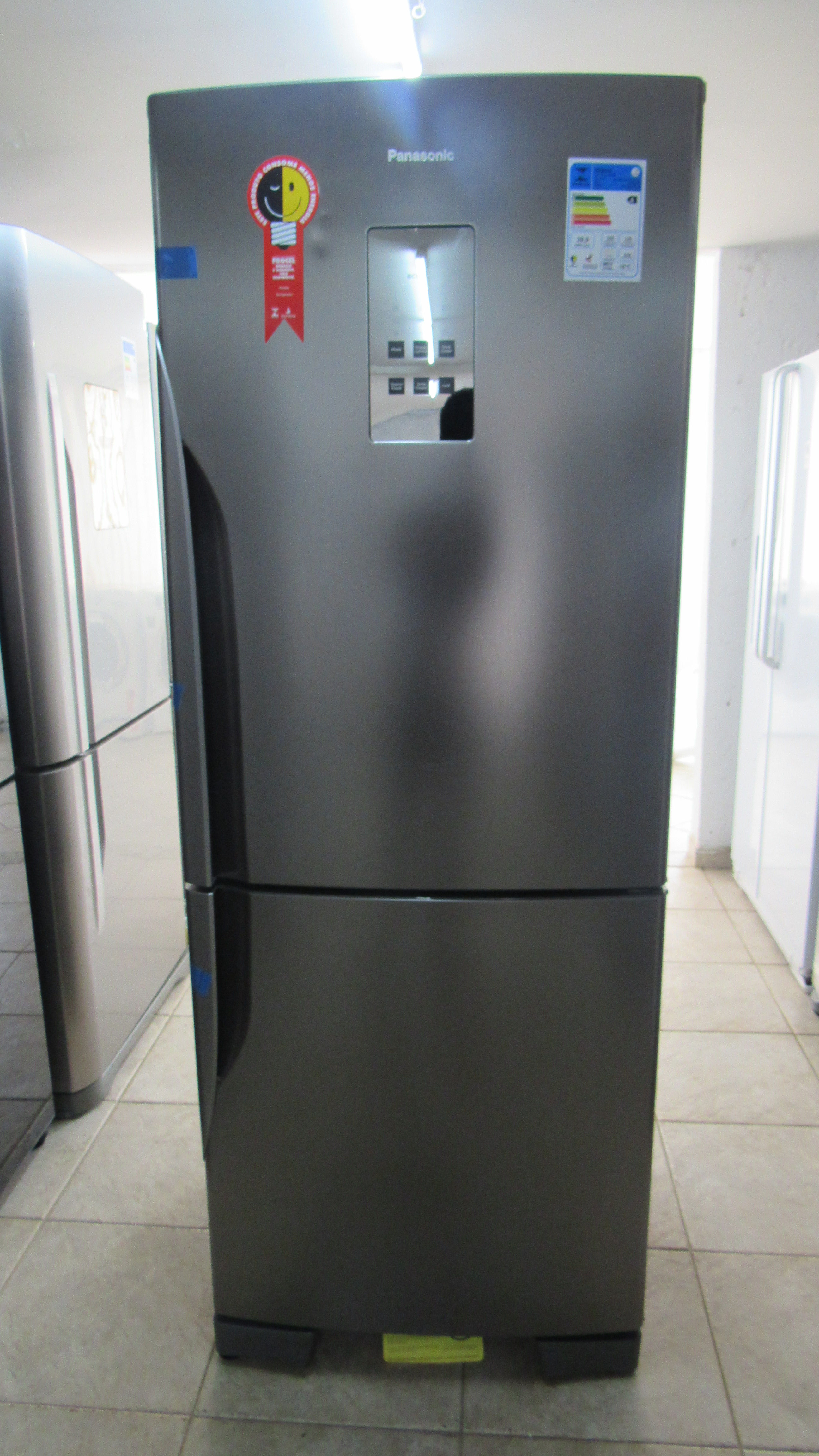 Geladeira Panasonic NR-BB53PV3X Frost Free Inverse 425 Litros Econavi