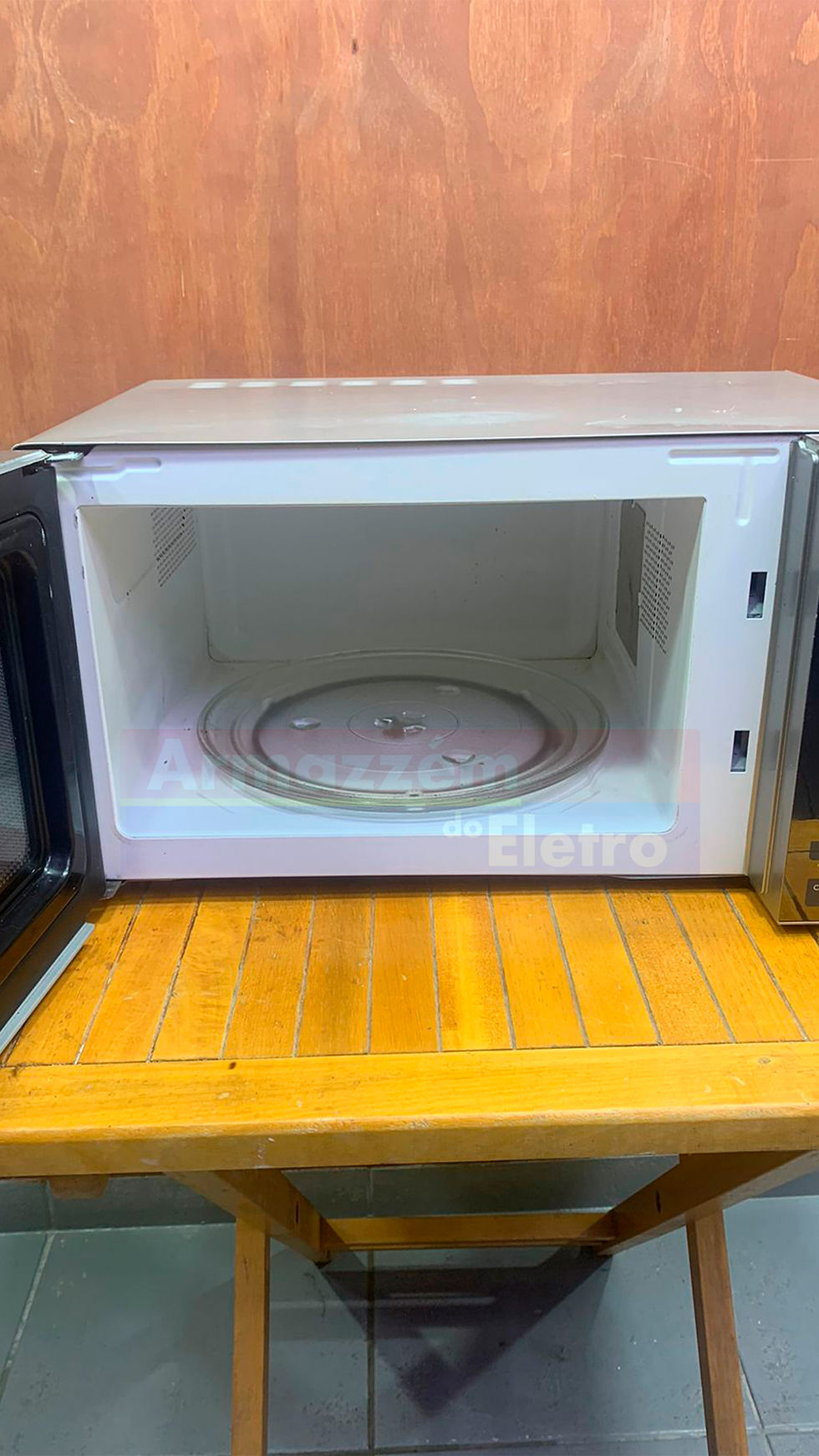 Miniatura: Micro-ondas Consul 32 Litros CMS45AR (220 Volts)