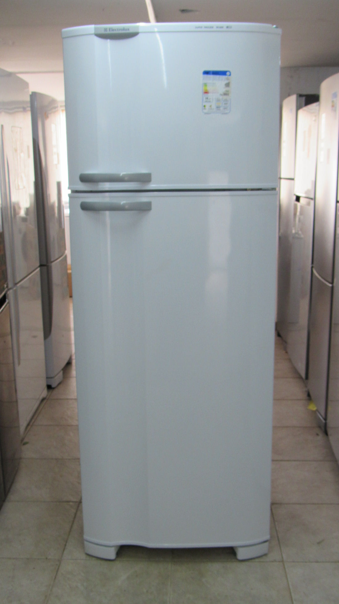 Geladeira Electrolux DC49A Cycle Defrost Duplex 462 Litros