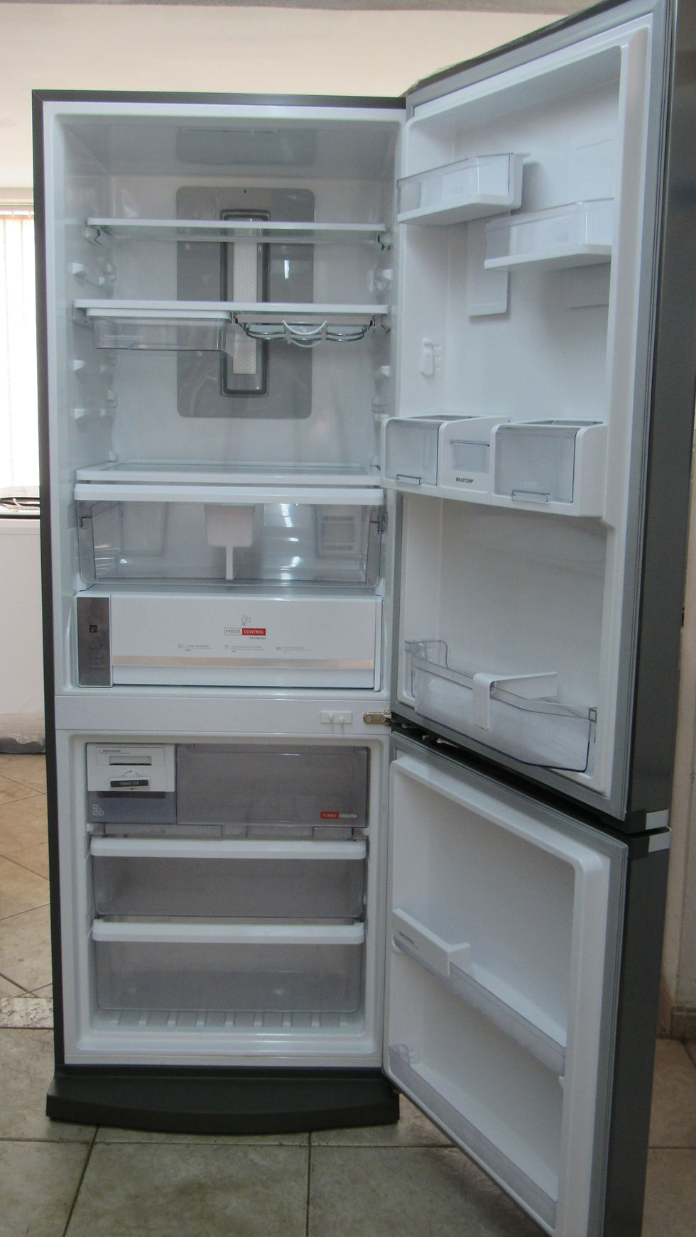Miniatura: Refrigerador Brastemp Modelo BRE59AK Inverse 460 Litros