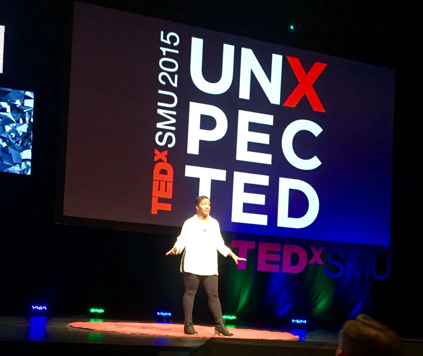 Noelle LeVeaux on the TEDxSMU 2015 stage