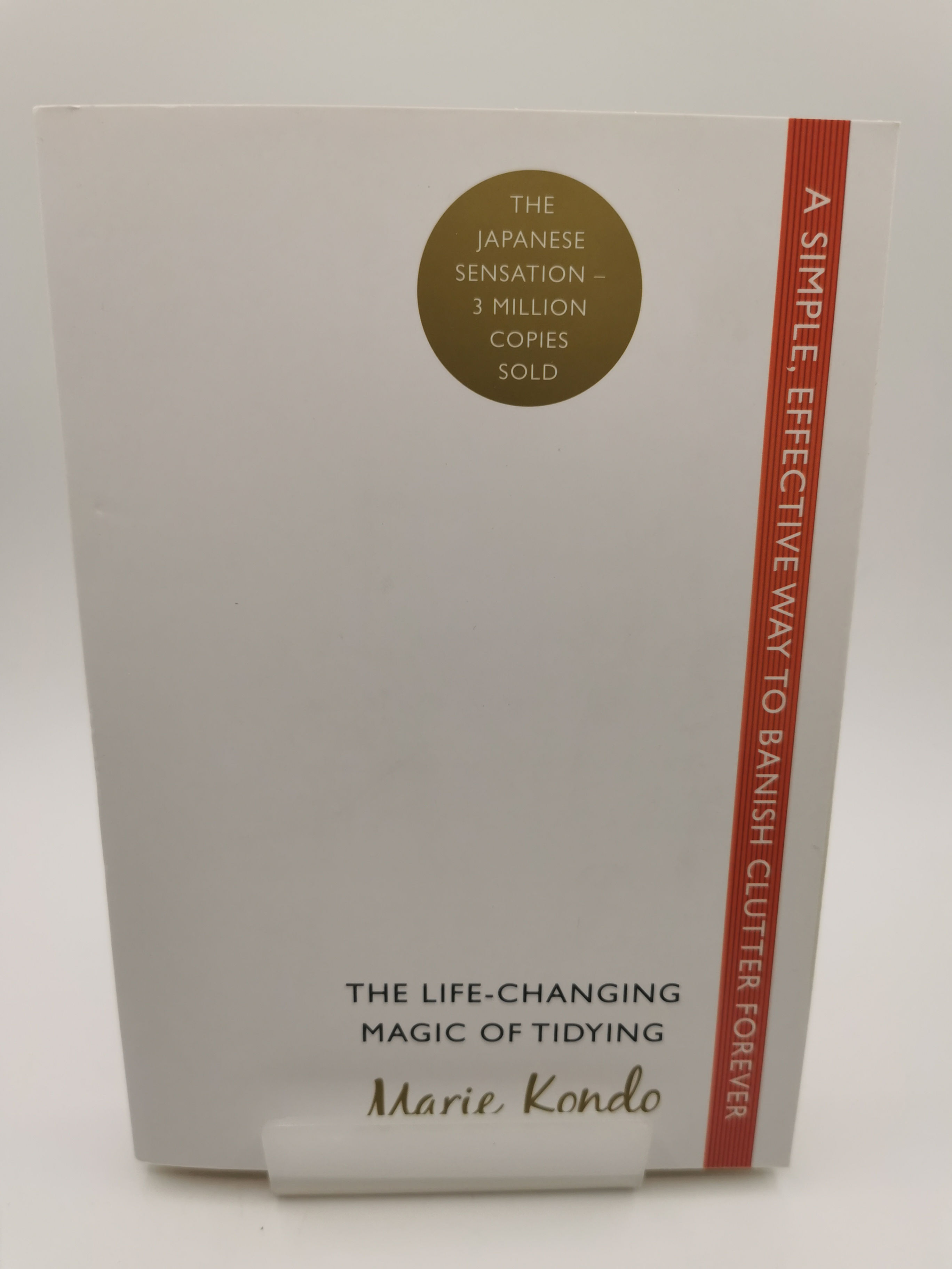 The Life-changing Magic of Tidying - Marie Kondo