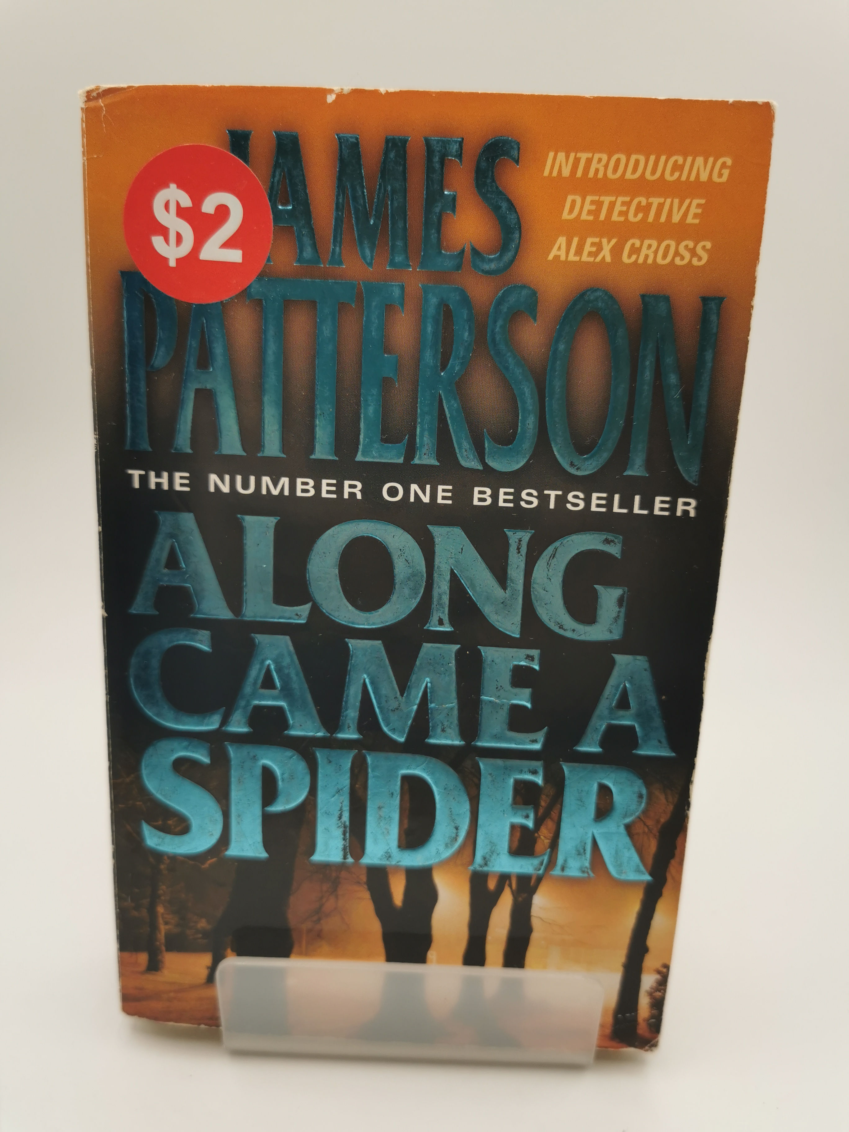 Along Came a Spider - James Patterson
