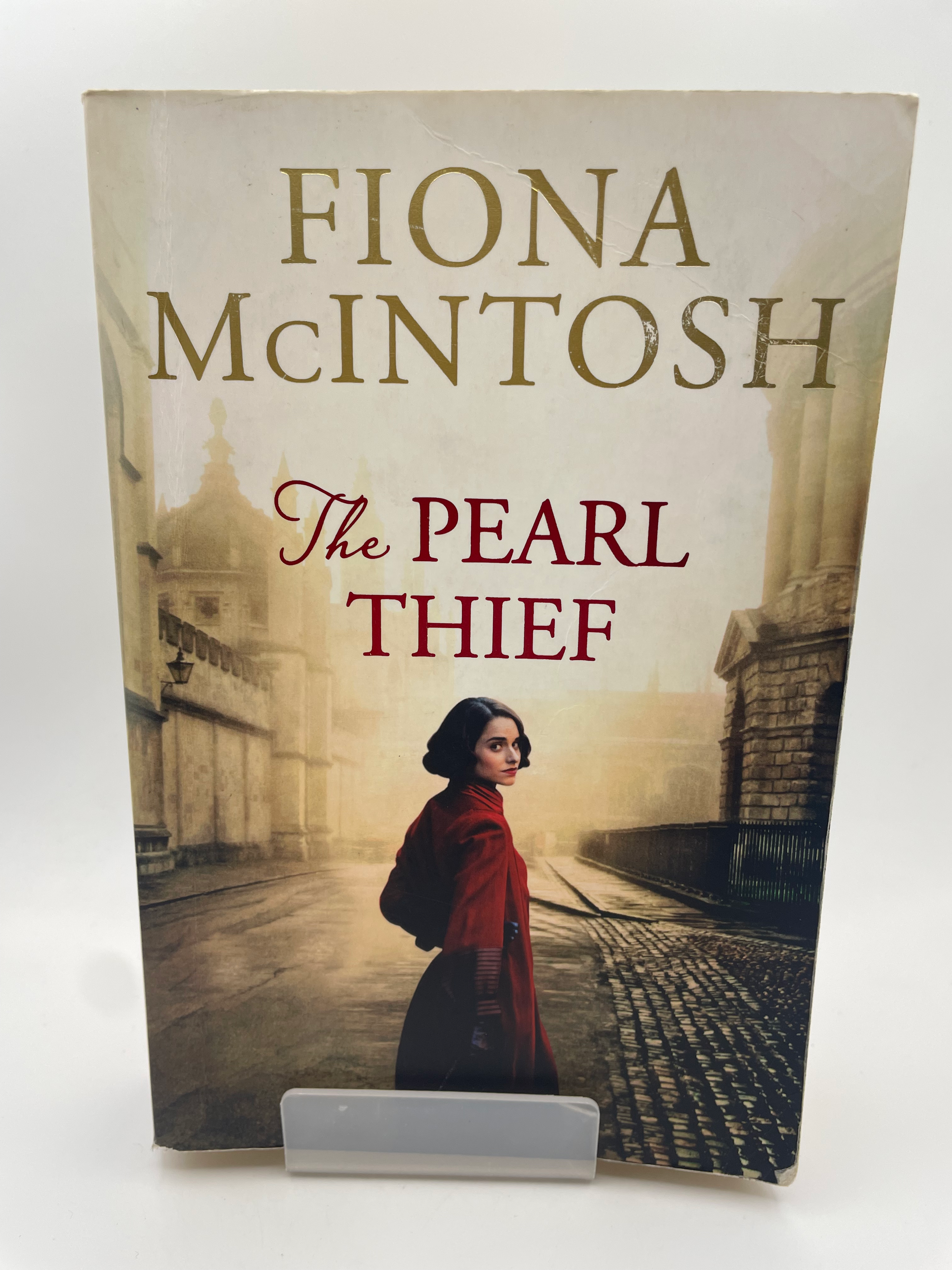 The Pearl Thief - Fiona McIntosh