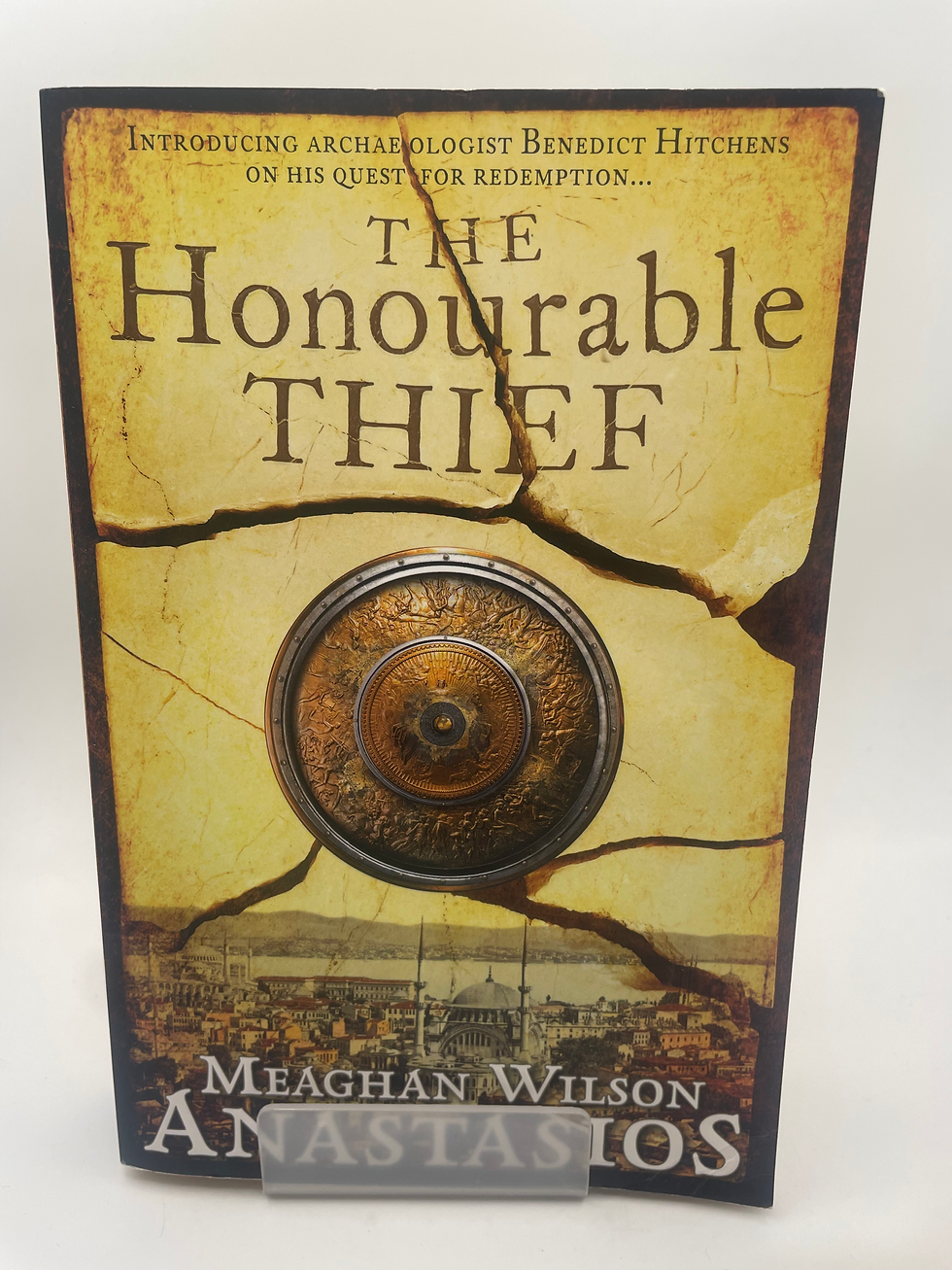 Thumbnail: The Honourable Thief - Meaghan Wilson Anastasios