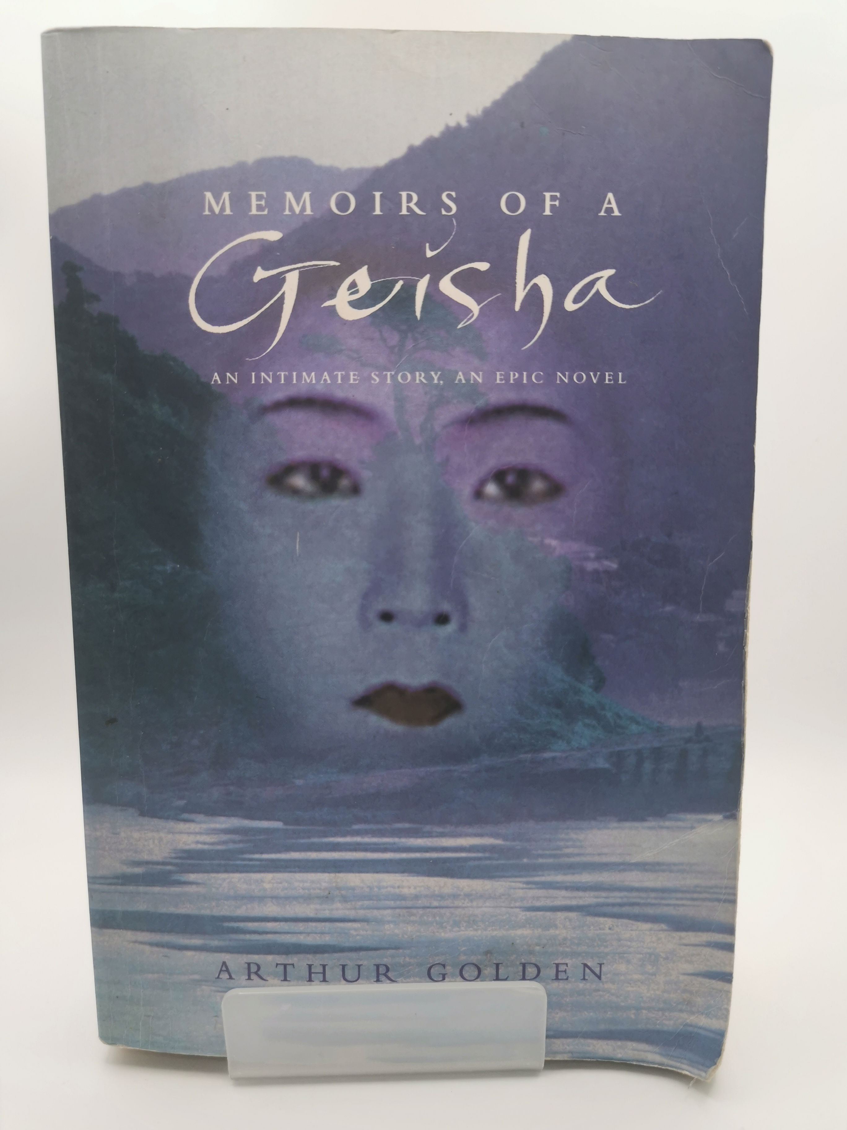 Memoirs of a Geisha - Arthur Golden