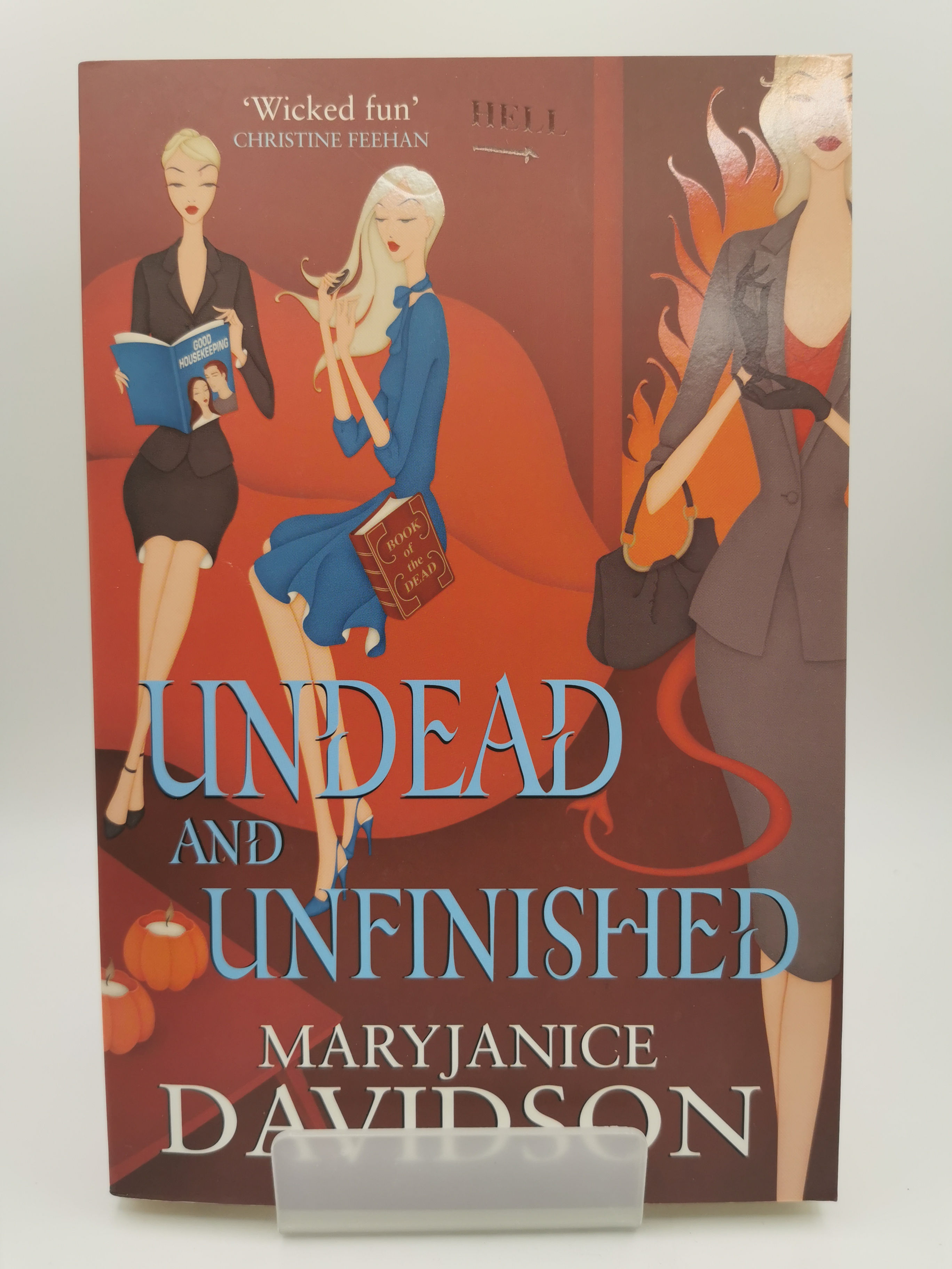 Undead and Unfinished - MaryJanice Davidson