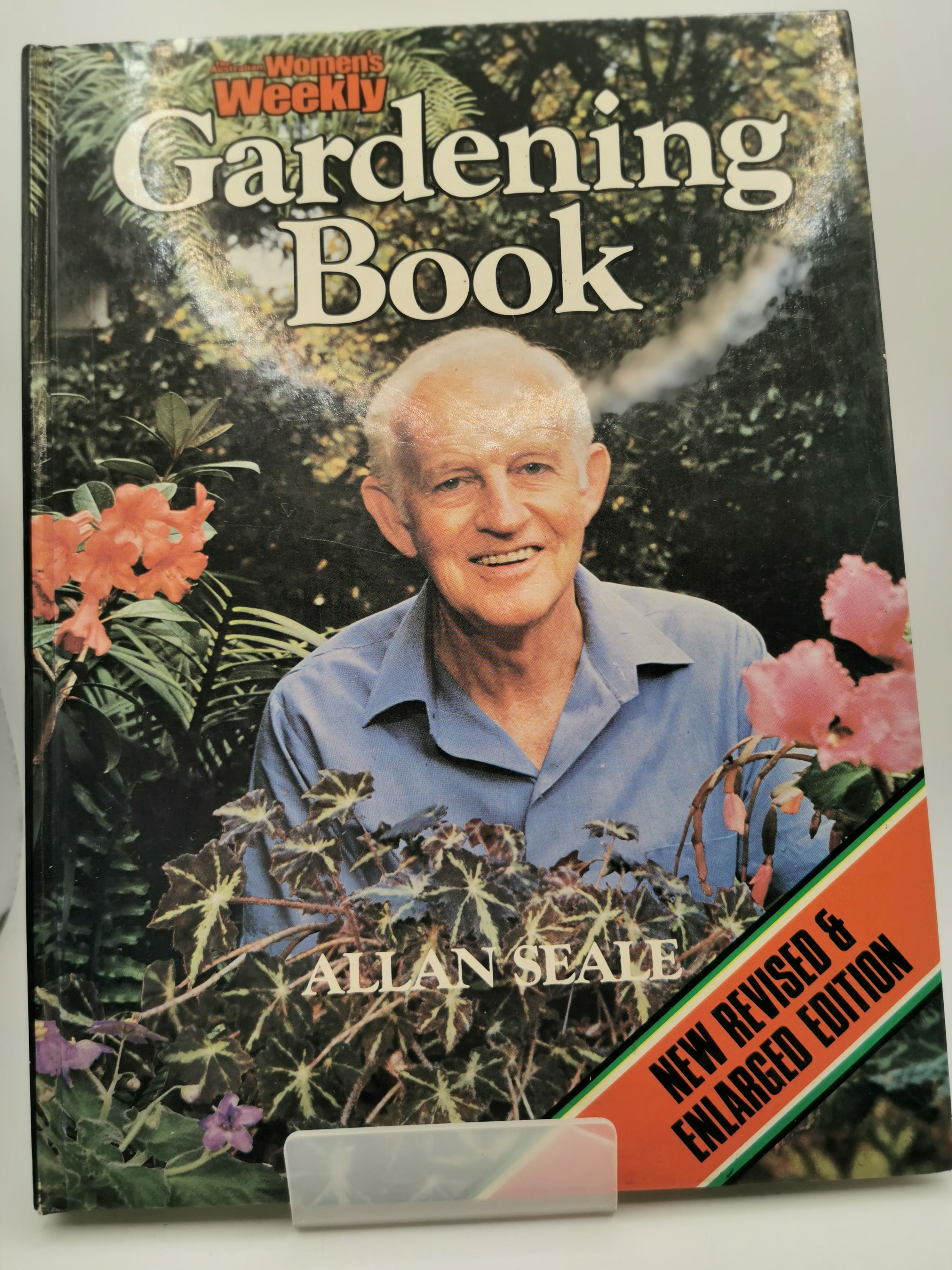 The Australian Women's Weekly Gardening Book - Seale Allan