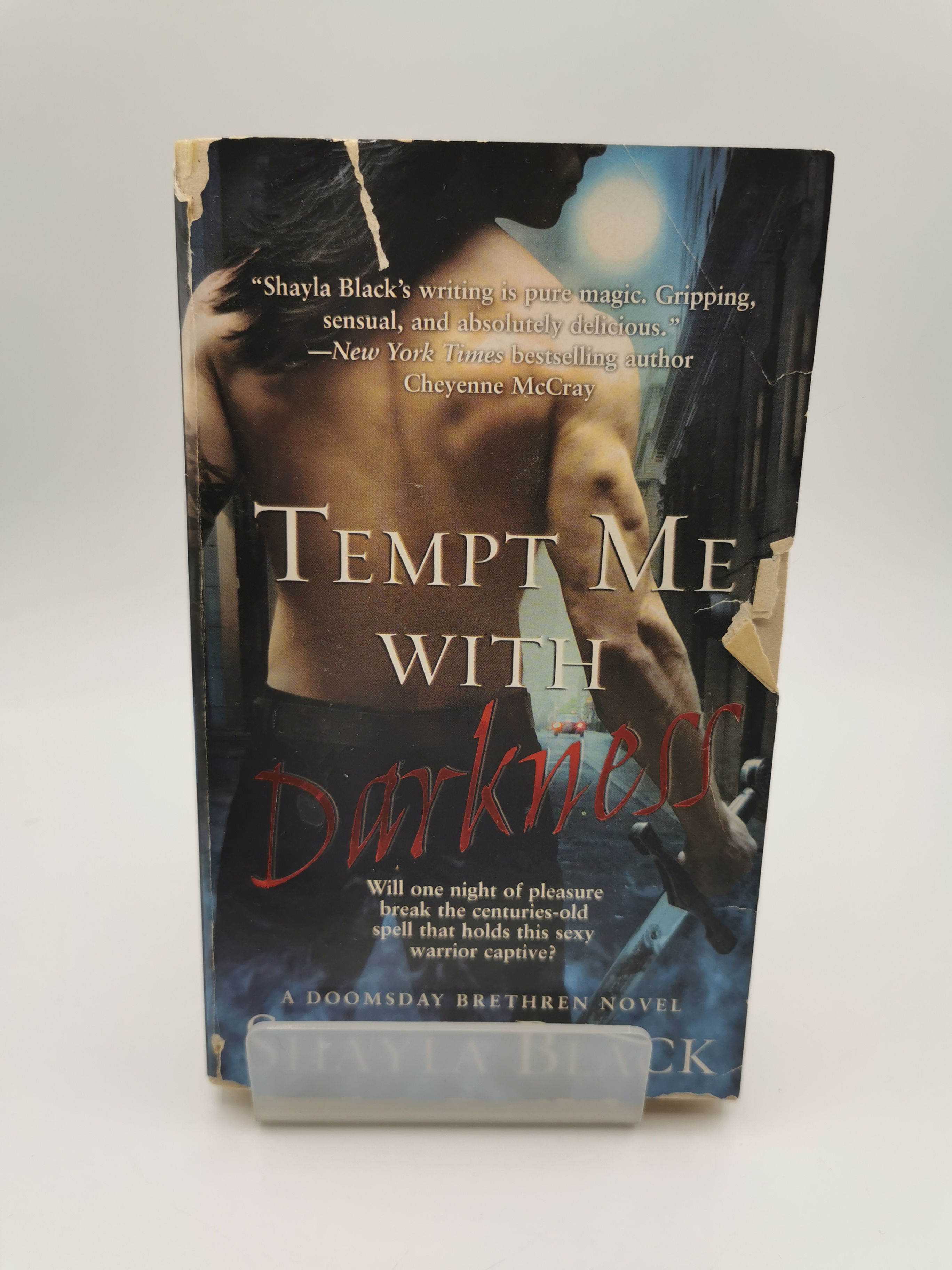 Tempt Me With Darkness - Shayla Black