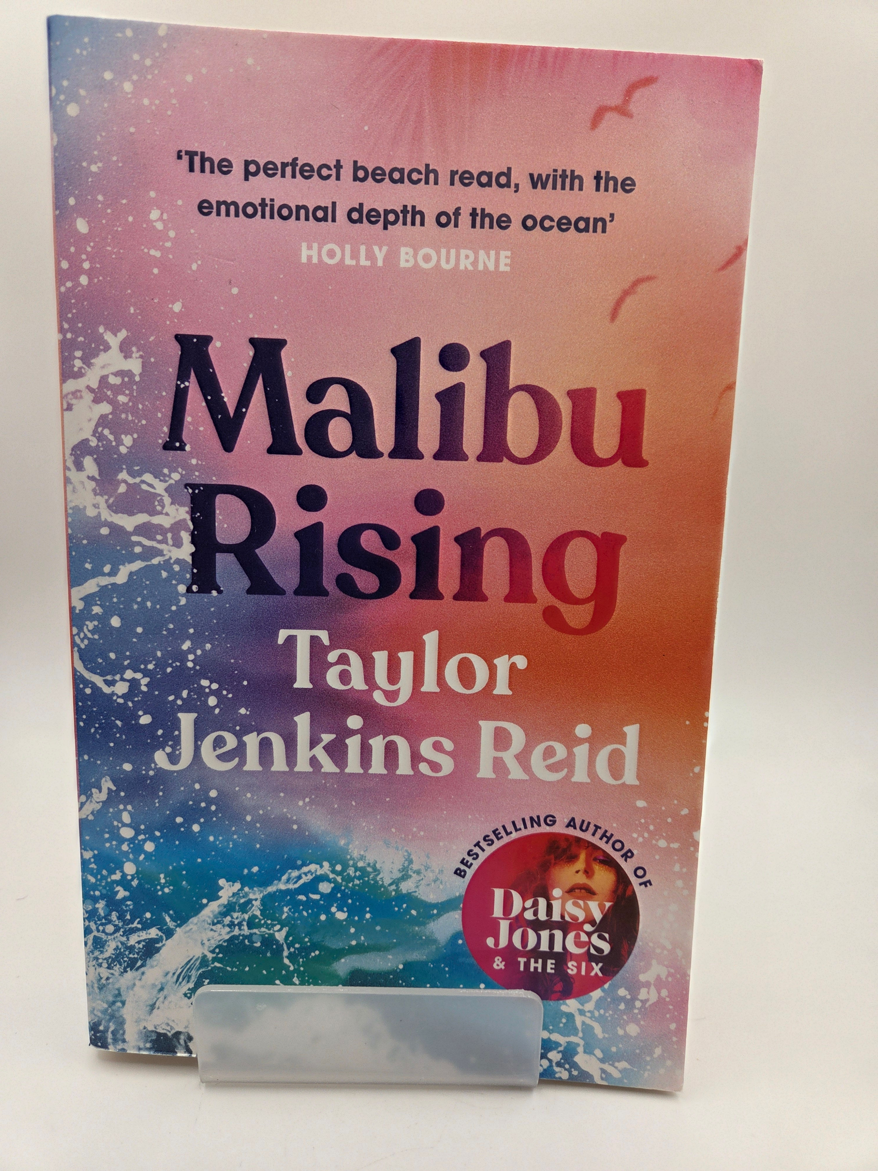 Malibu Rising - Taylor Jenkins Reid