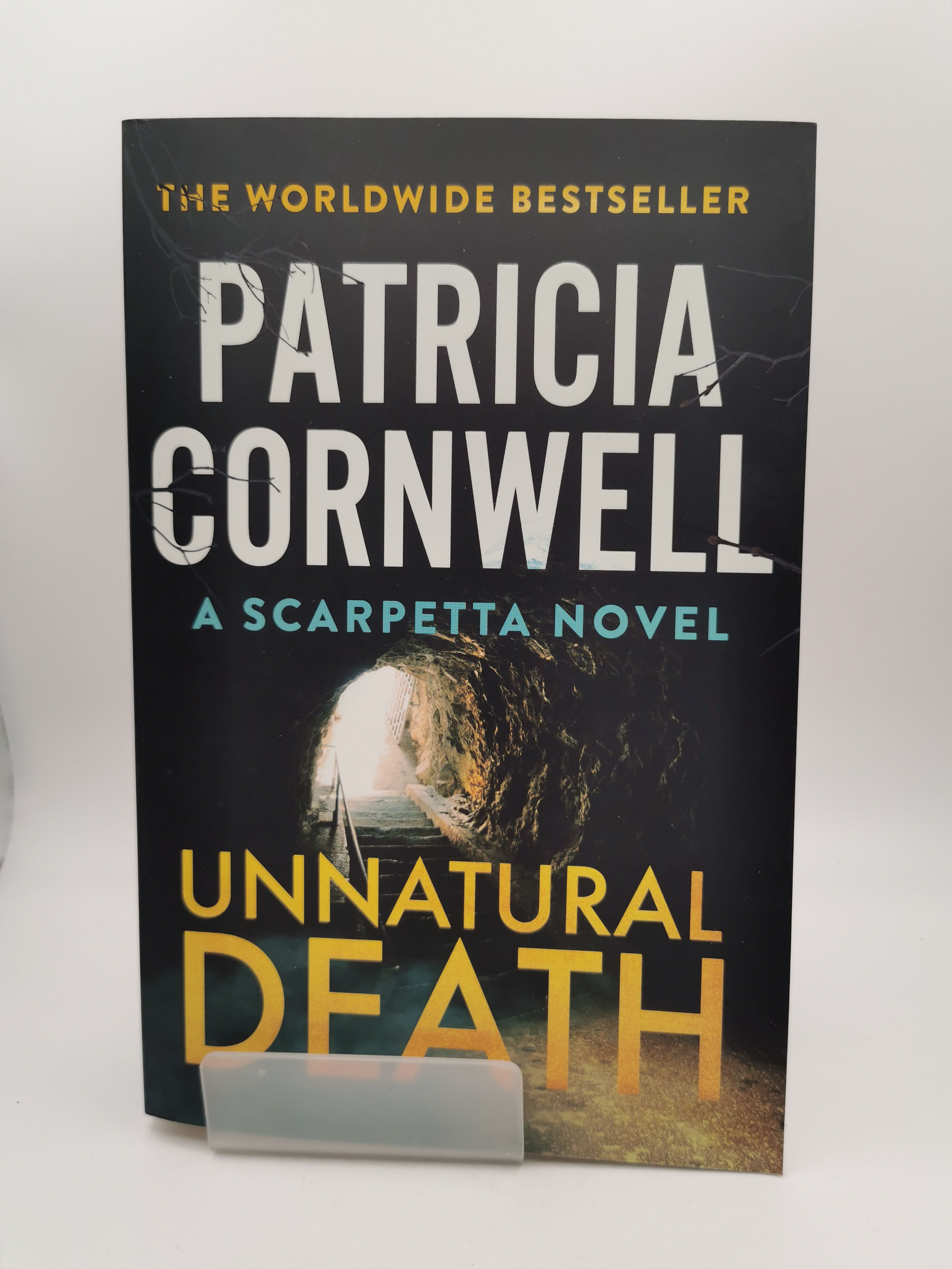 Unnatural Death - Patricia Cornwell