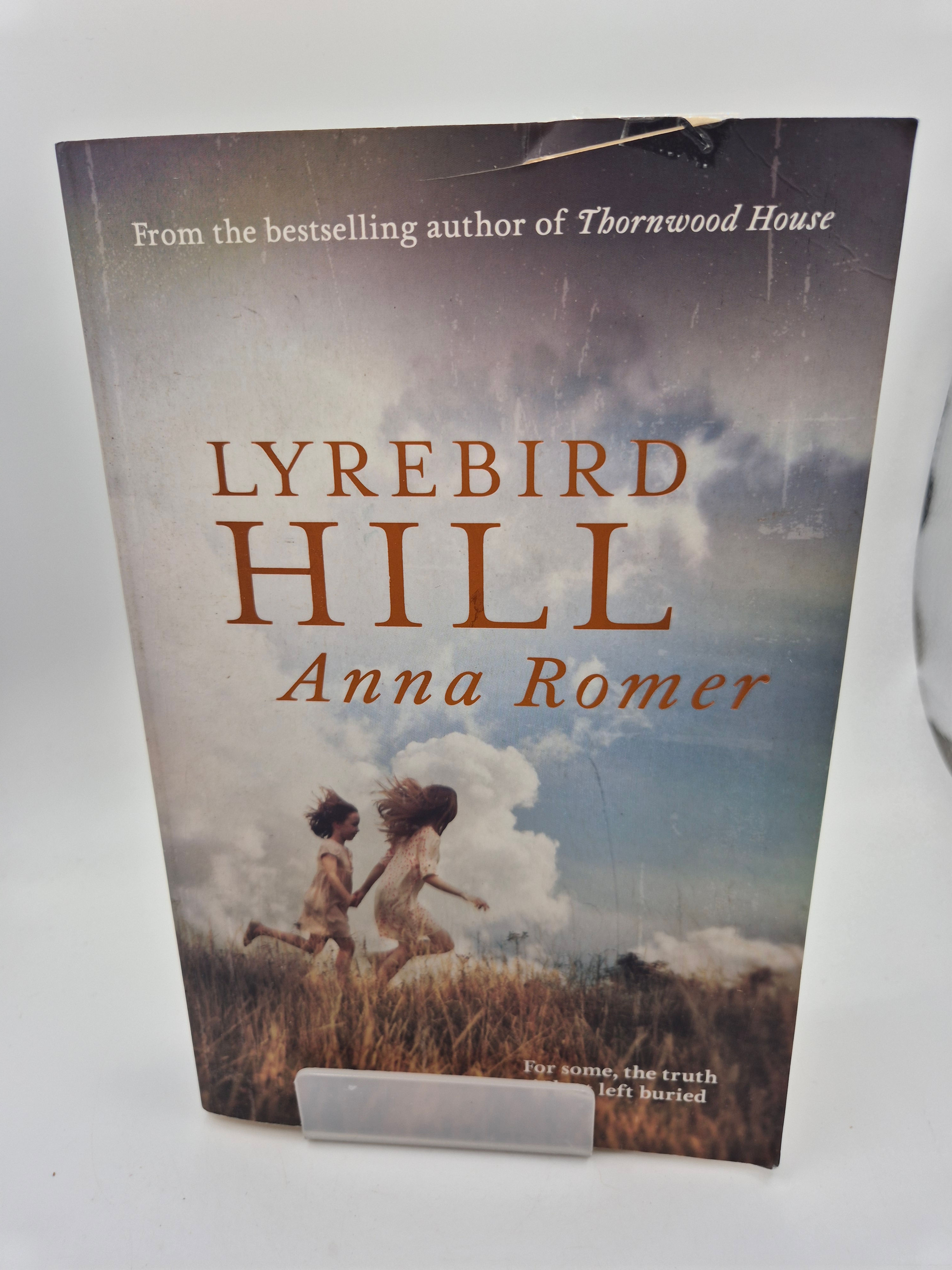 Lyrebird Hill - Anna Romer