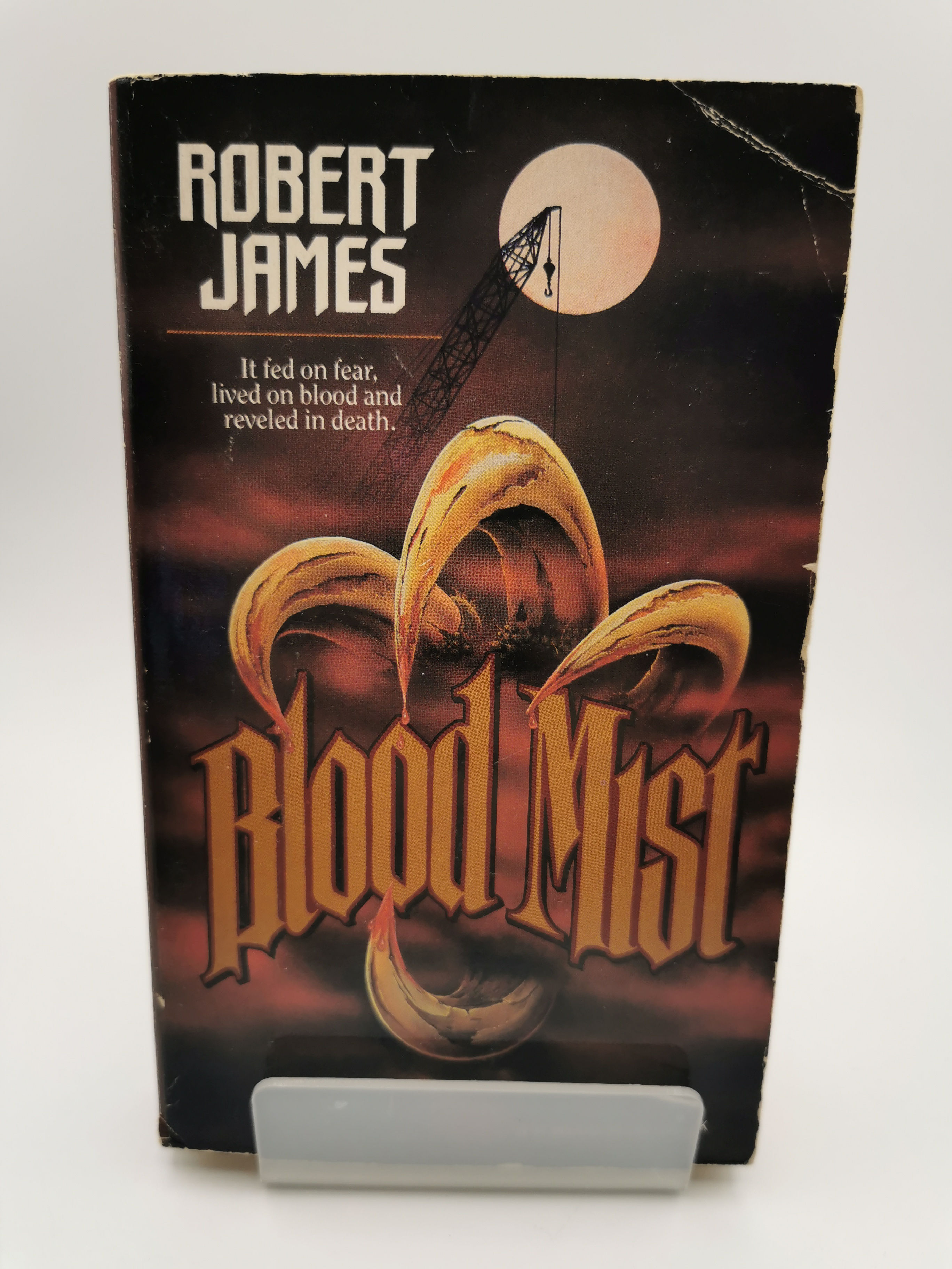 Blood Mist - Robert James