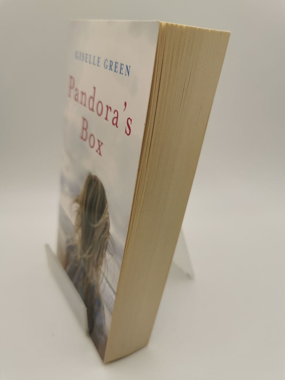 Thumbnail: Pandora's Box - Giselle Green