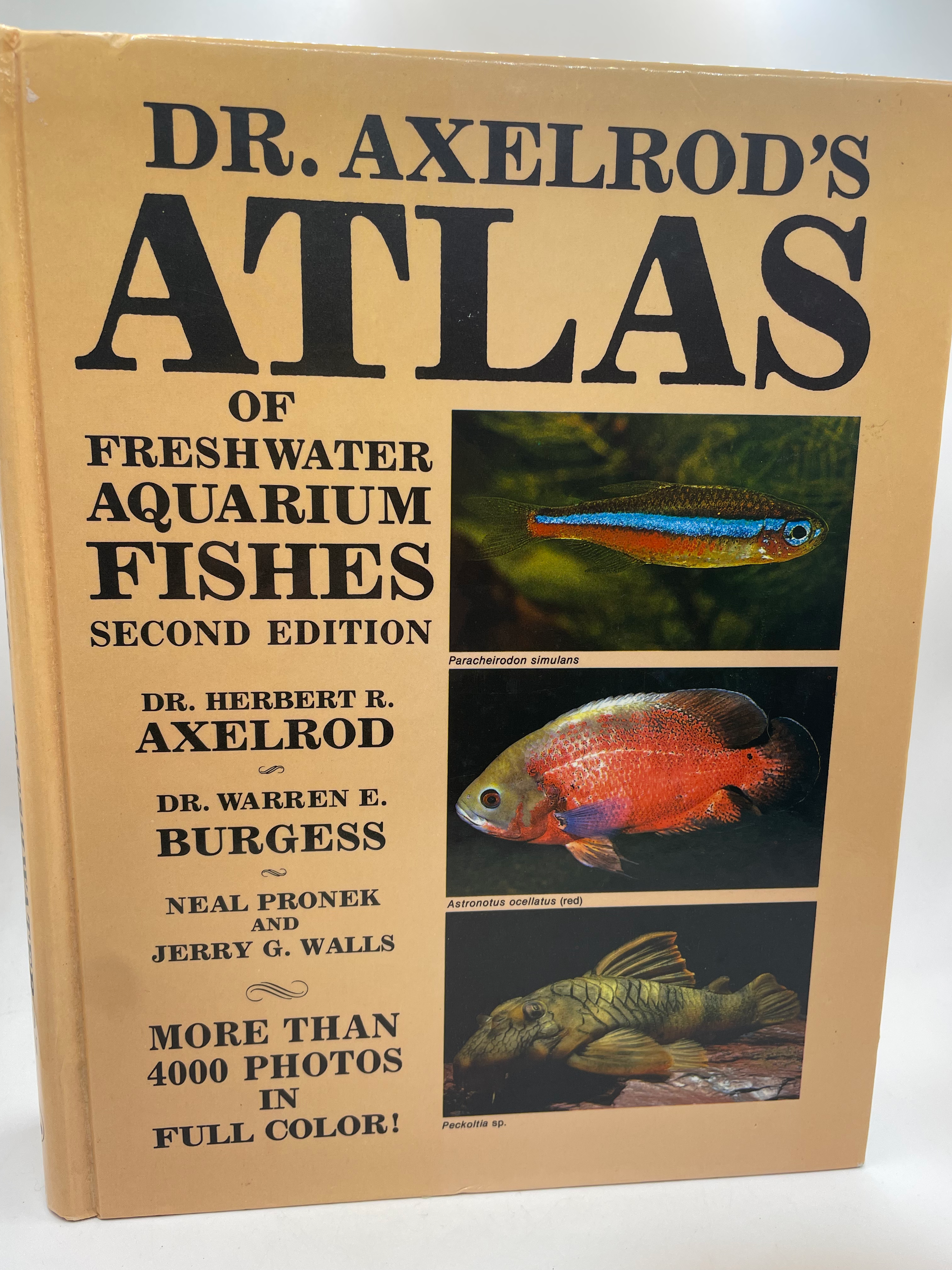 Dr. Axelrod's Atlas of Freshwater Aquarium Fishes - Dr. Herbet R. Axelrod