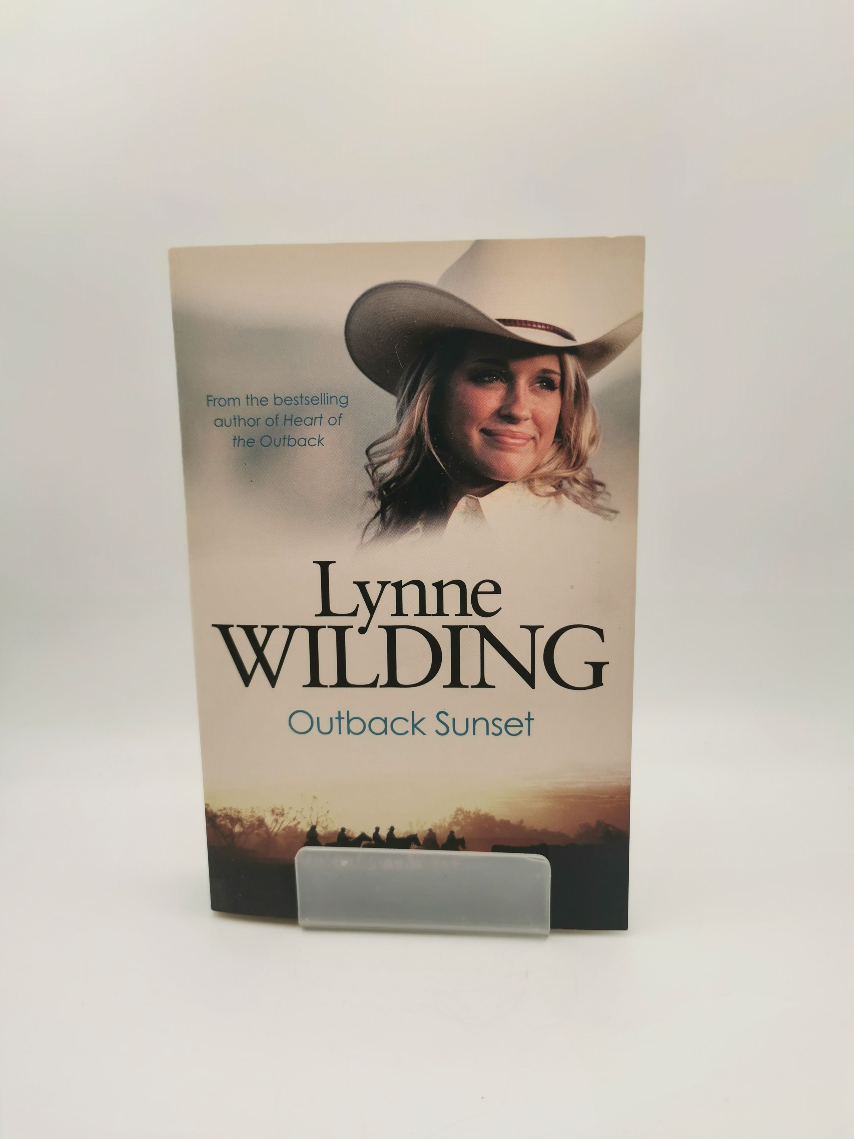 Outback Sunset - Lynne Wilding
