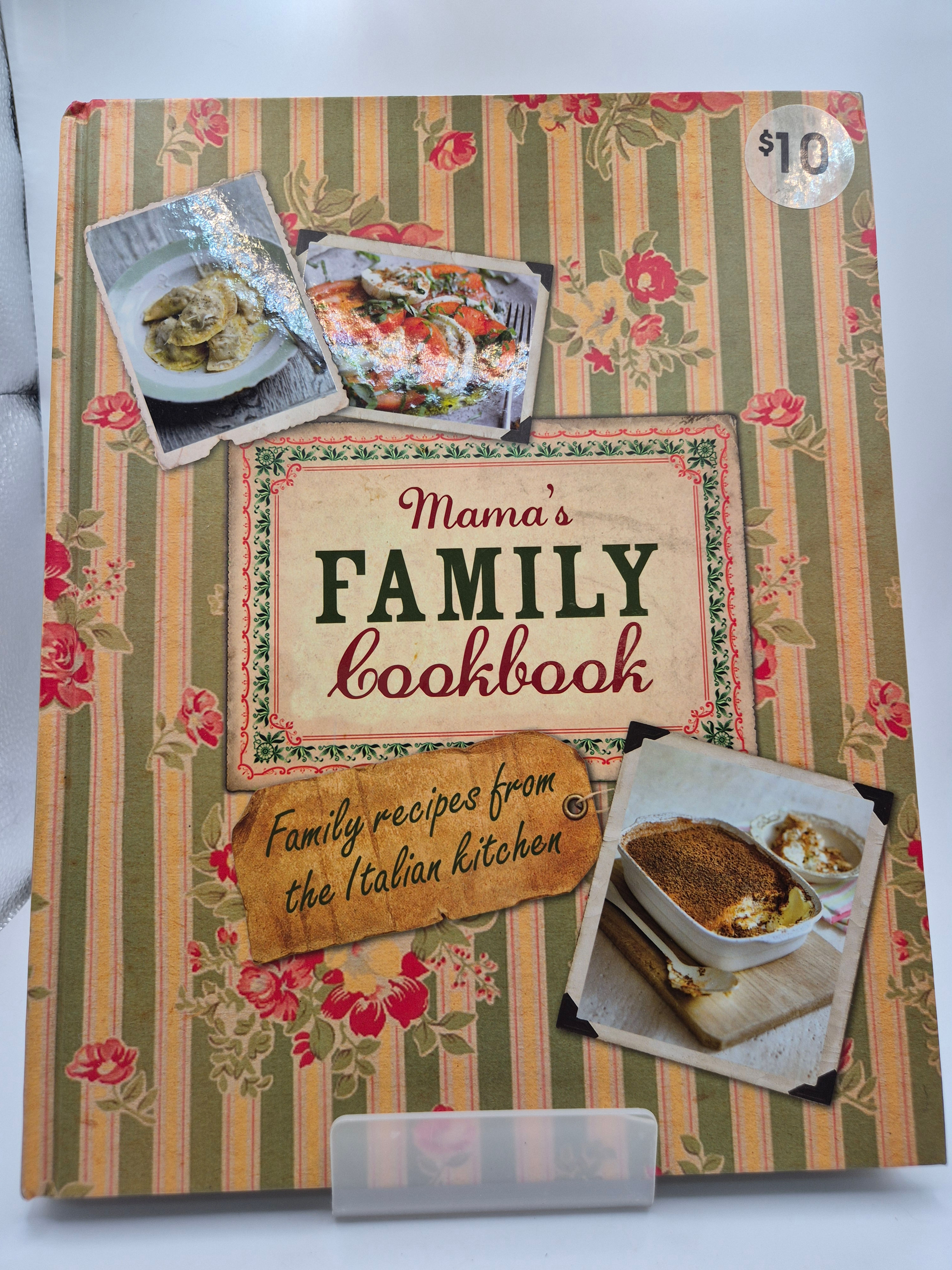 Mama's Family Cookbook - Love Food