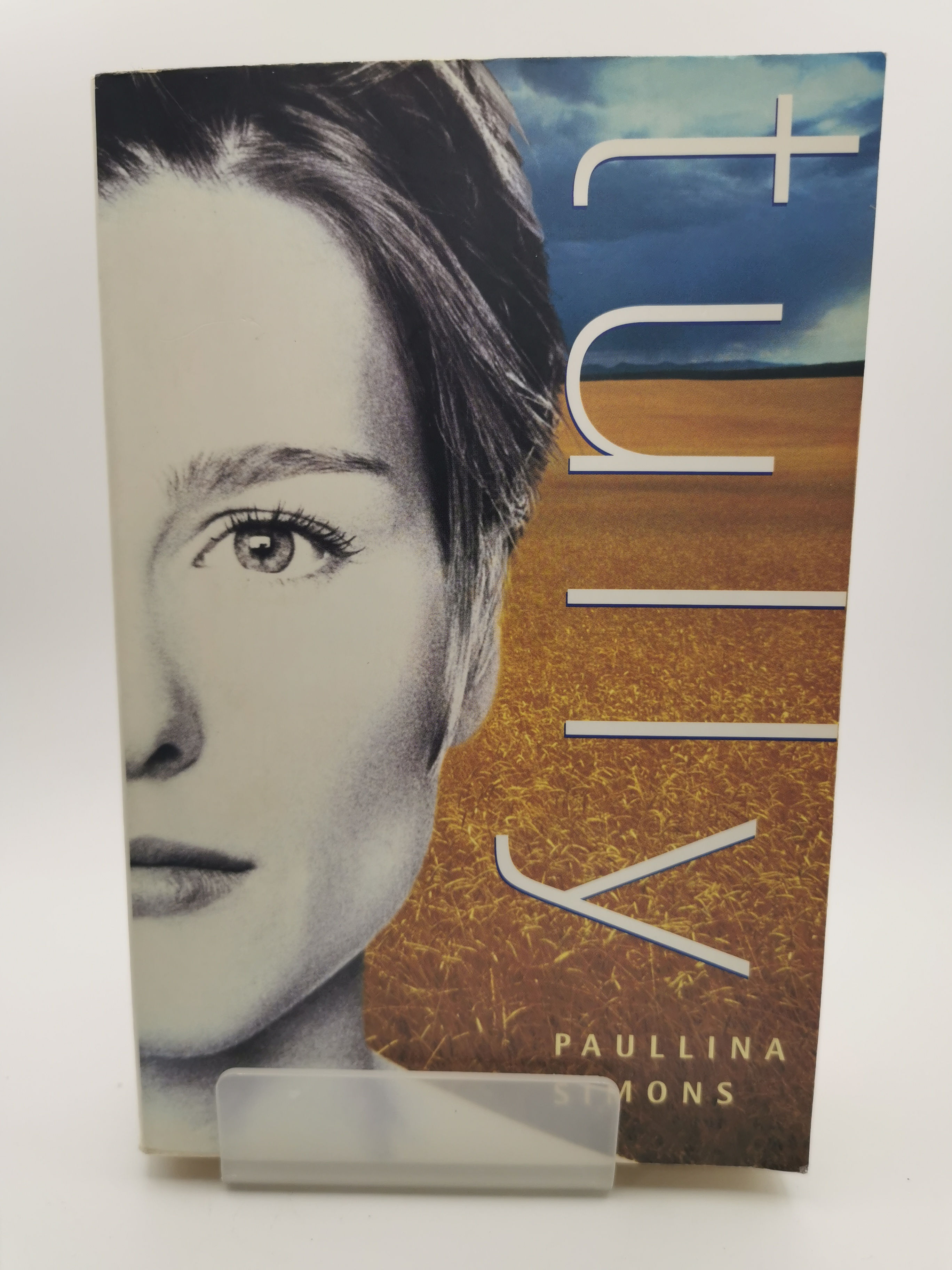Tully - Paullina Simons