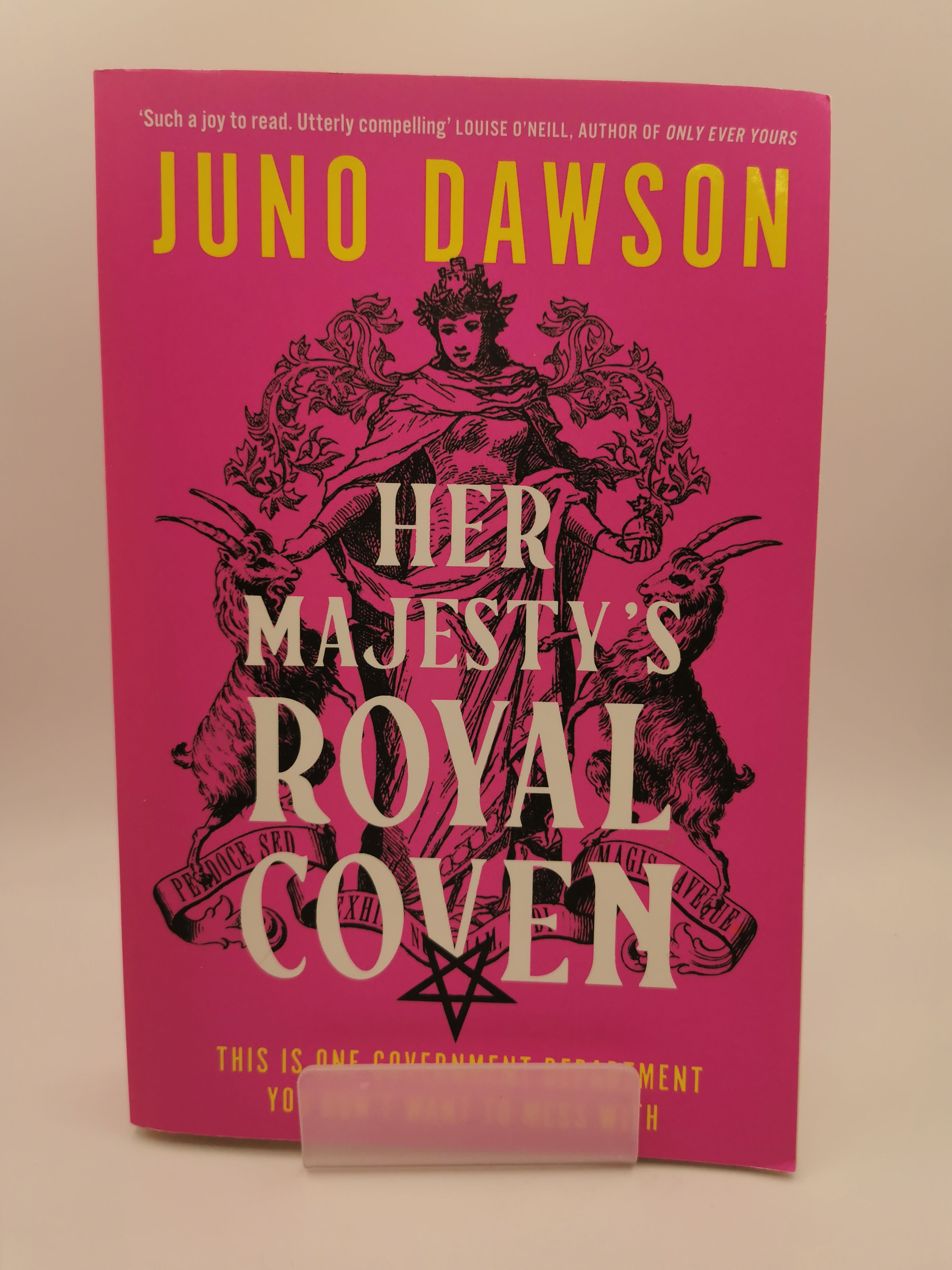 Her Majesty's Royal Coven - Juno Dawson