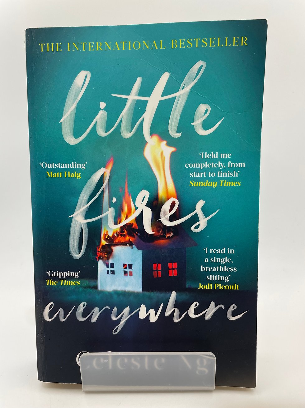 Thumbnail: Little Fires Everywhere - Celeste Ng