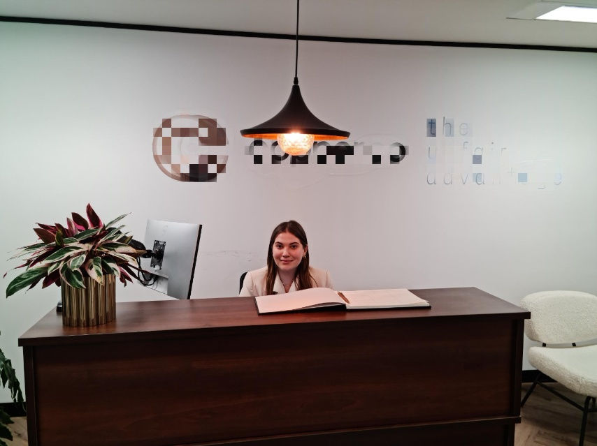 Receptionist Agency London.jpg