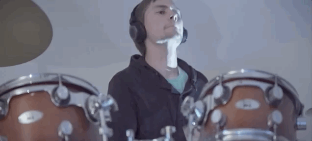 Drums.gif