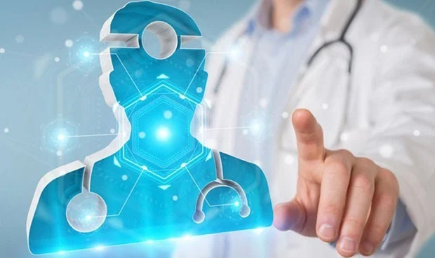 Imagen de un medico apuntando con el dedo a una figura de un medico virtual generado con IA.
