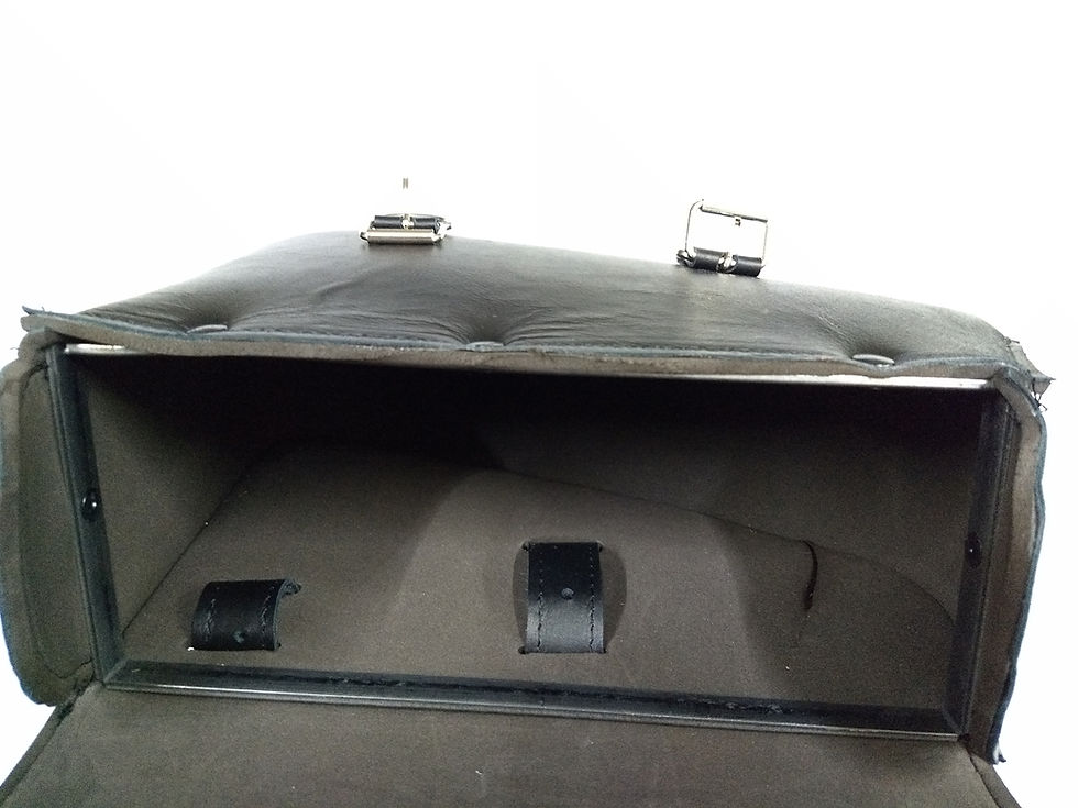 Miniatura: Alforja de piel basculante softail