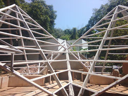 ROOF STRUCTURE