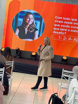 erika palestrando.jpg